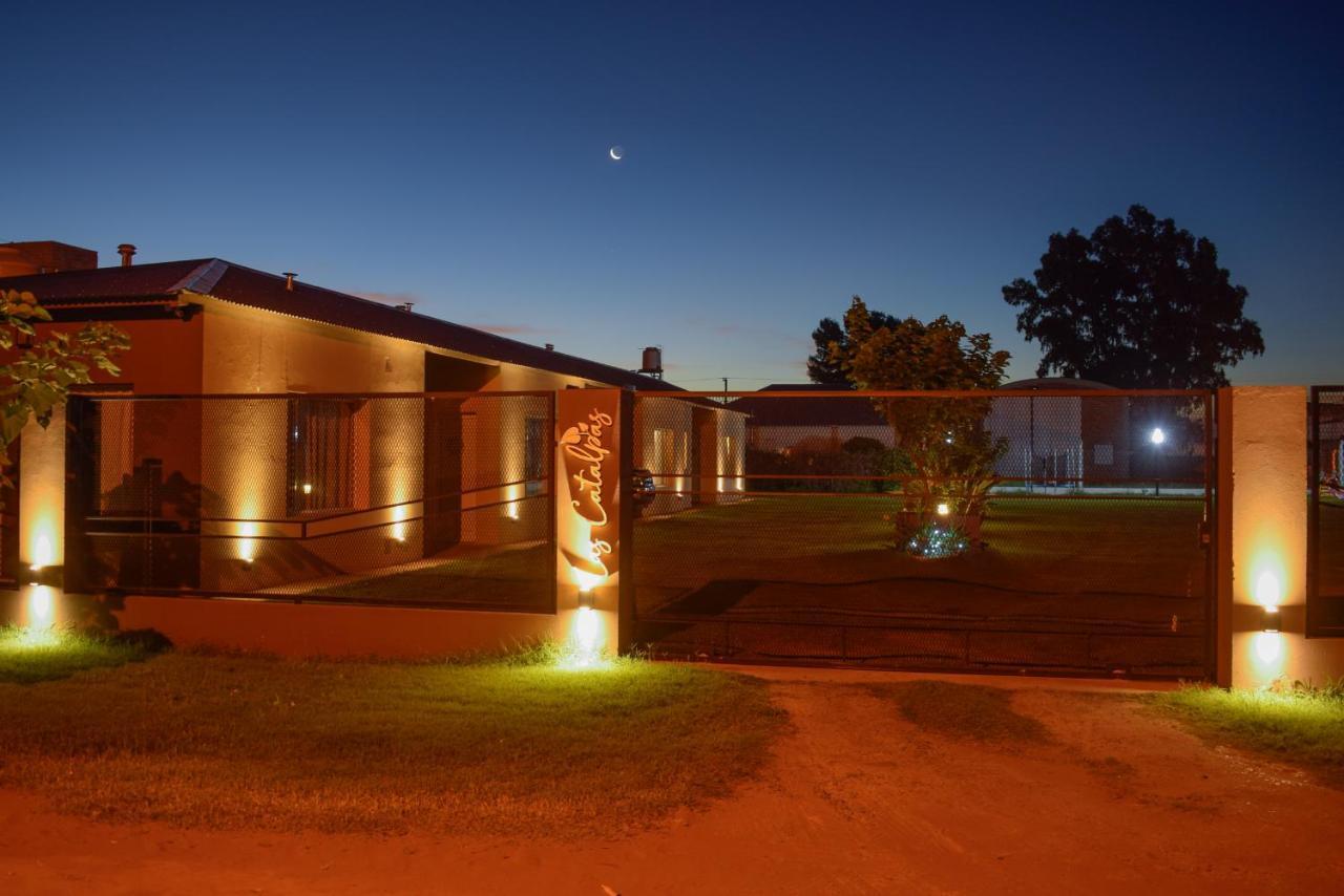 Las Catalpas Macachin  Exterior photo